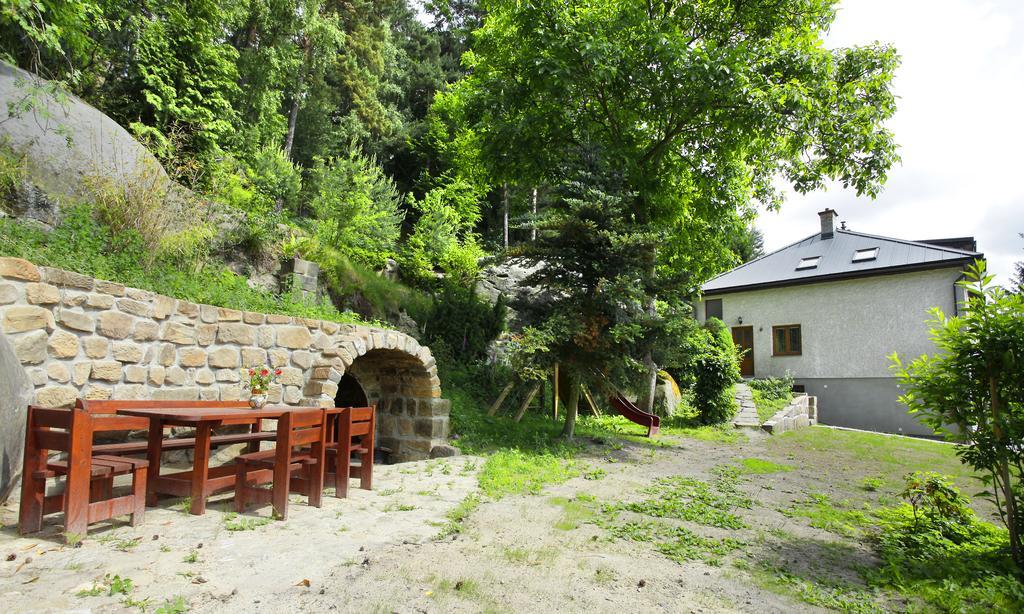 Apartman Pod Skalou V Ceskem Raji Besedice Kültér fotó